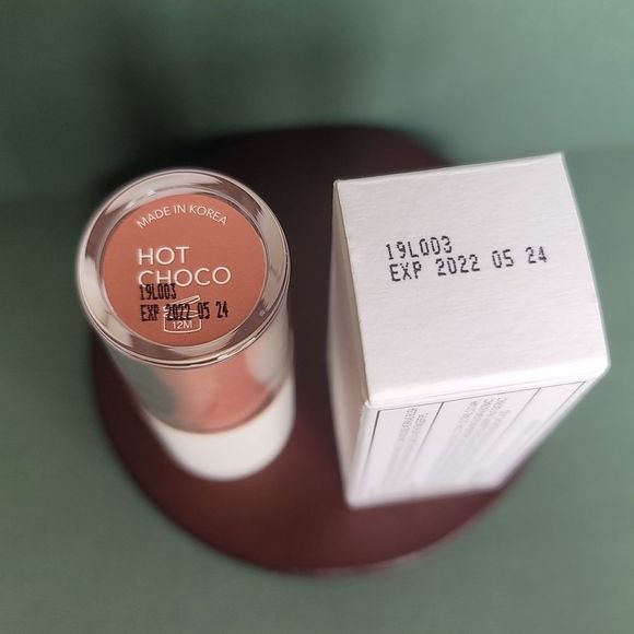 CLE Melting Lip Powder - Hot Choco - Picture 8 of 10